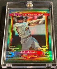 1994 MARK MCGWIRE TOPPS FINEST REFRACTOR #78 ATHLETICS CENTERED (317)
