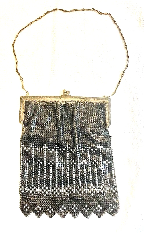 Antiguo bolso de mano de malla metálica Whiting and Davis de la década de 1920 con dobladillo Van Dyke Foto 2 de 4
