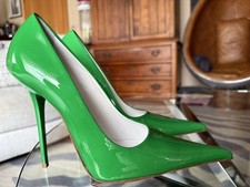 High Heels 1969 ultra spitze Form Lackleder grün mit 12cm Stiletto in Gr. 38 Top