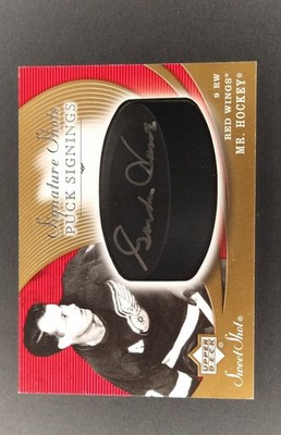 2007-08 Upper Deck Sweet Shot - Signature Shots/Saves Puck Signings Gordie Howe