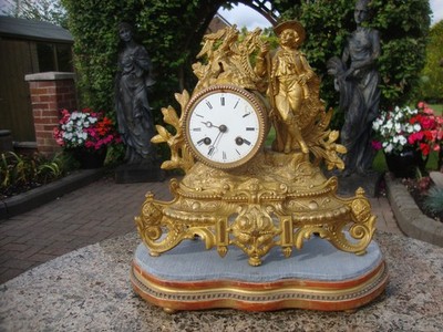 Manteluhr Viktorianisches Französisches Uhrwerk.
