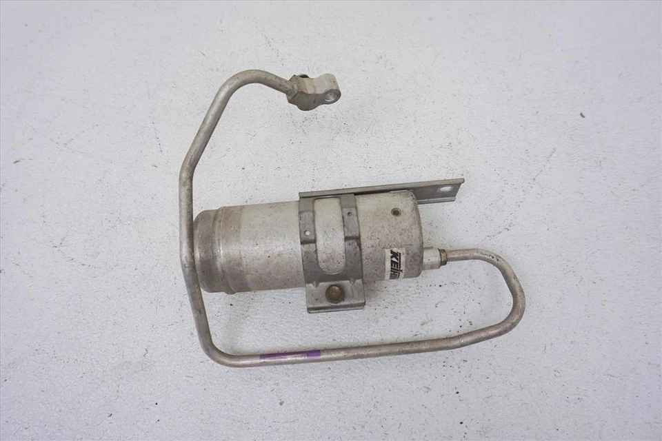 2000-2006 Honda Insight Condenser Liquid Tank 80351-S3y-A01 - Image 3 of 4