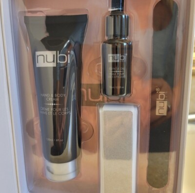 nubi Deluxe Manicure / Pedicure Kit
