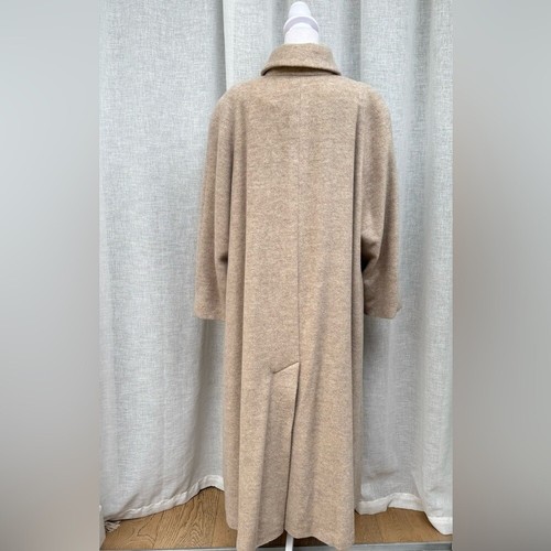 Jaeger Elegant Long Tan Wool Warm Coat - Picture 2 of 13