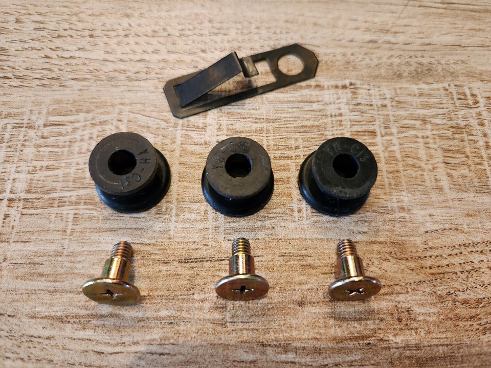 Harbor Breeze Ceiling Fan parts 3 bolts & grommets fan blade to arm