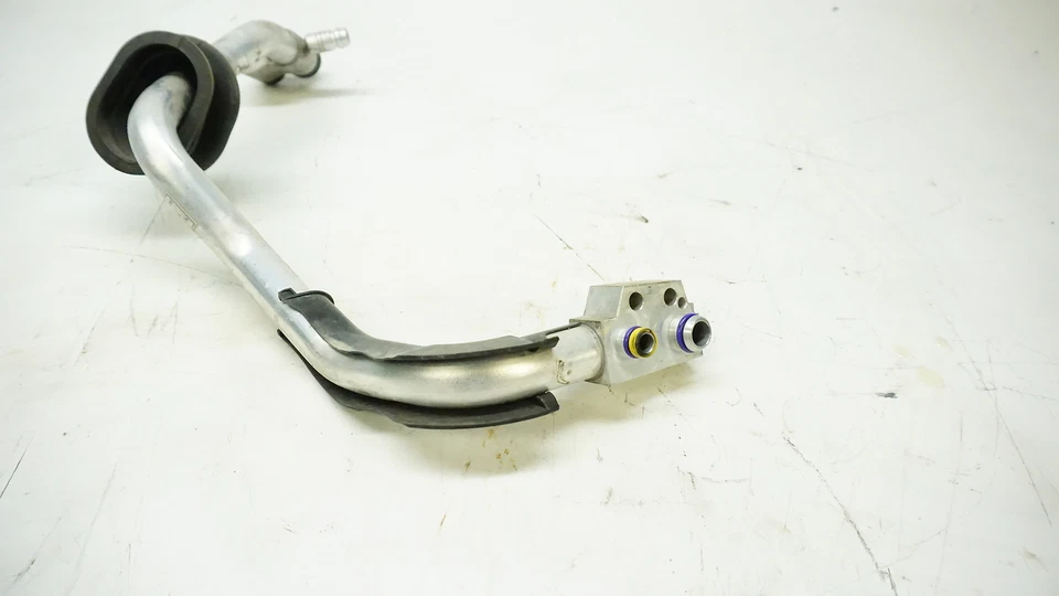 2009 2010 2011 2012 Audi S5 4.2L Air Conditioning (AC) Line Hose - Image 2 of 3