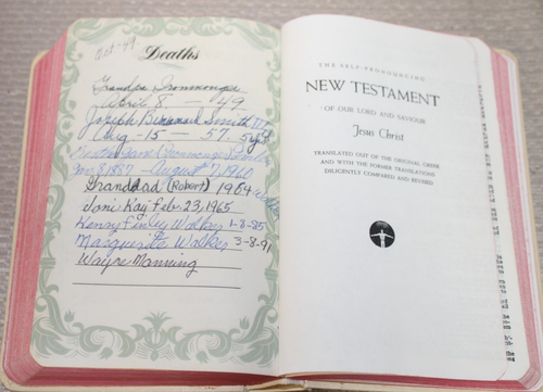 Vintage Holy Bible KJV Self-Pronouncing White Leather 1950 Presentation - Afbeelding 10 van 10