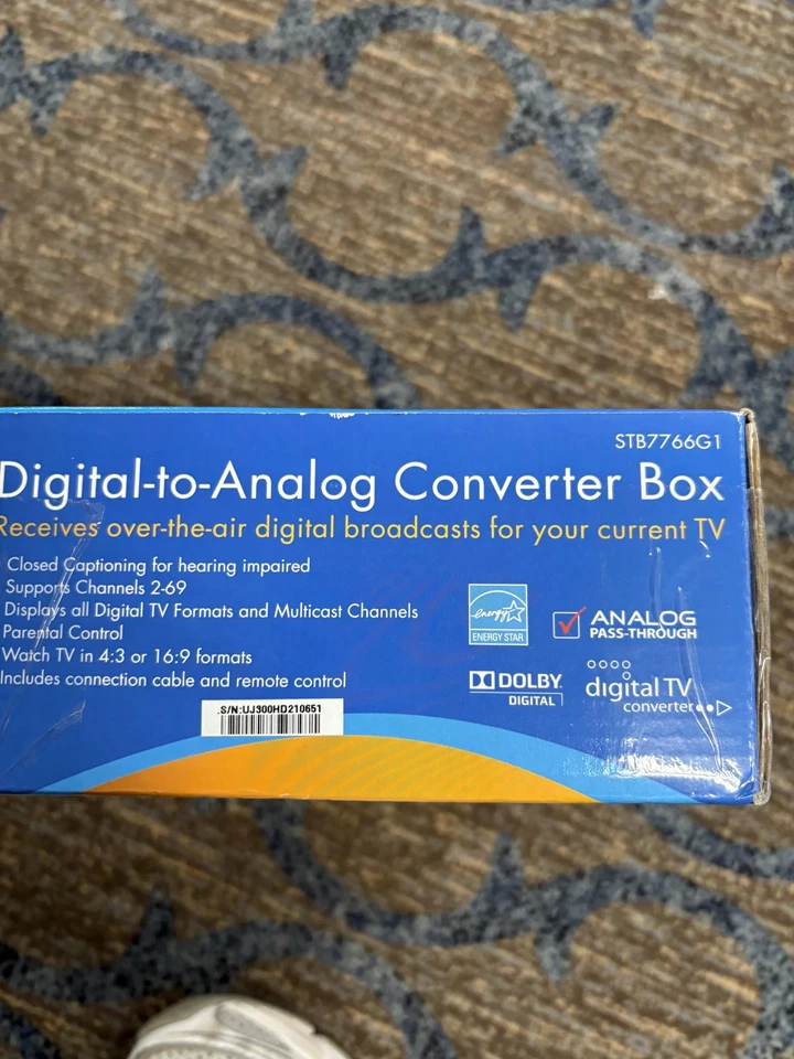 Digital-to-Analog Converter Box STB7766G1 Analog Pass-Through Remote TV Tuner Ne - Image 2 of 4