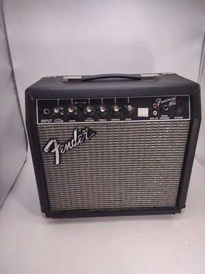 Fender Frontman 15G, 38W Guitar Amp, Type PR 495