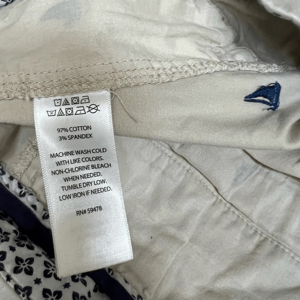 British Khaki Nautical Shorts tan Size 6 sailboat pattern cotton stretch - Image 4 of 4