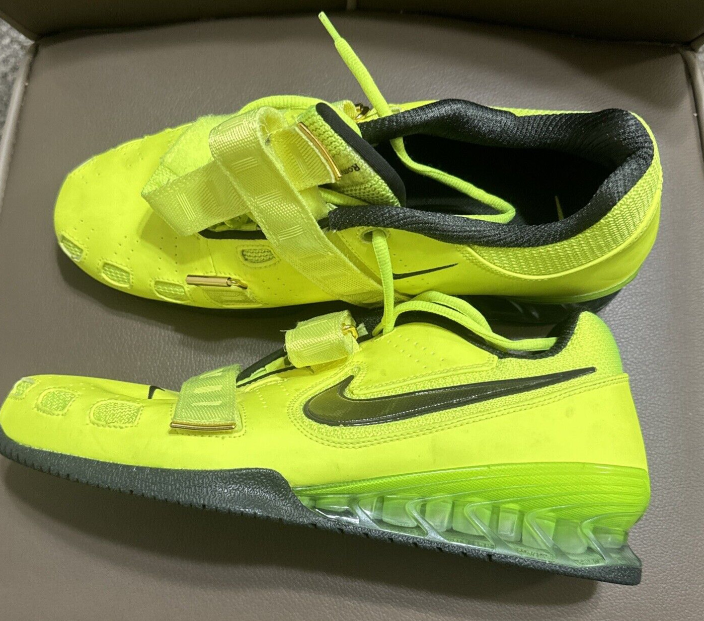 Nike Romaleos 2 Volt Size 12 Men Power Lifting Shoes Neon Green Power Bridge B2 image 2