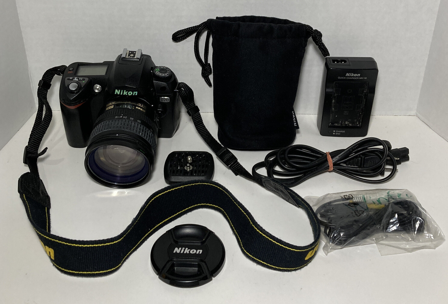 Nikon D70 6.1MP DSLR Camera With AF-S DX 18-70mm Lens 1:3.5-4.5G ED Tested Works