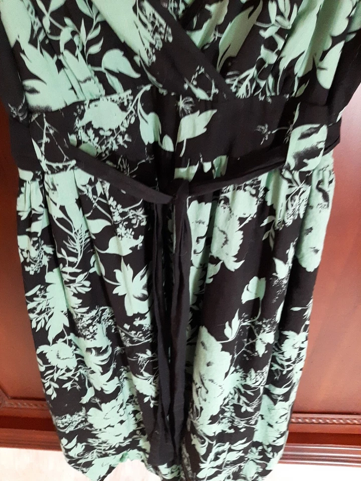 Lapis Women's Size M Midi Dress Fit & Flare Adjustable Straps Black/Green Floral - Изображение 4 из 4