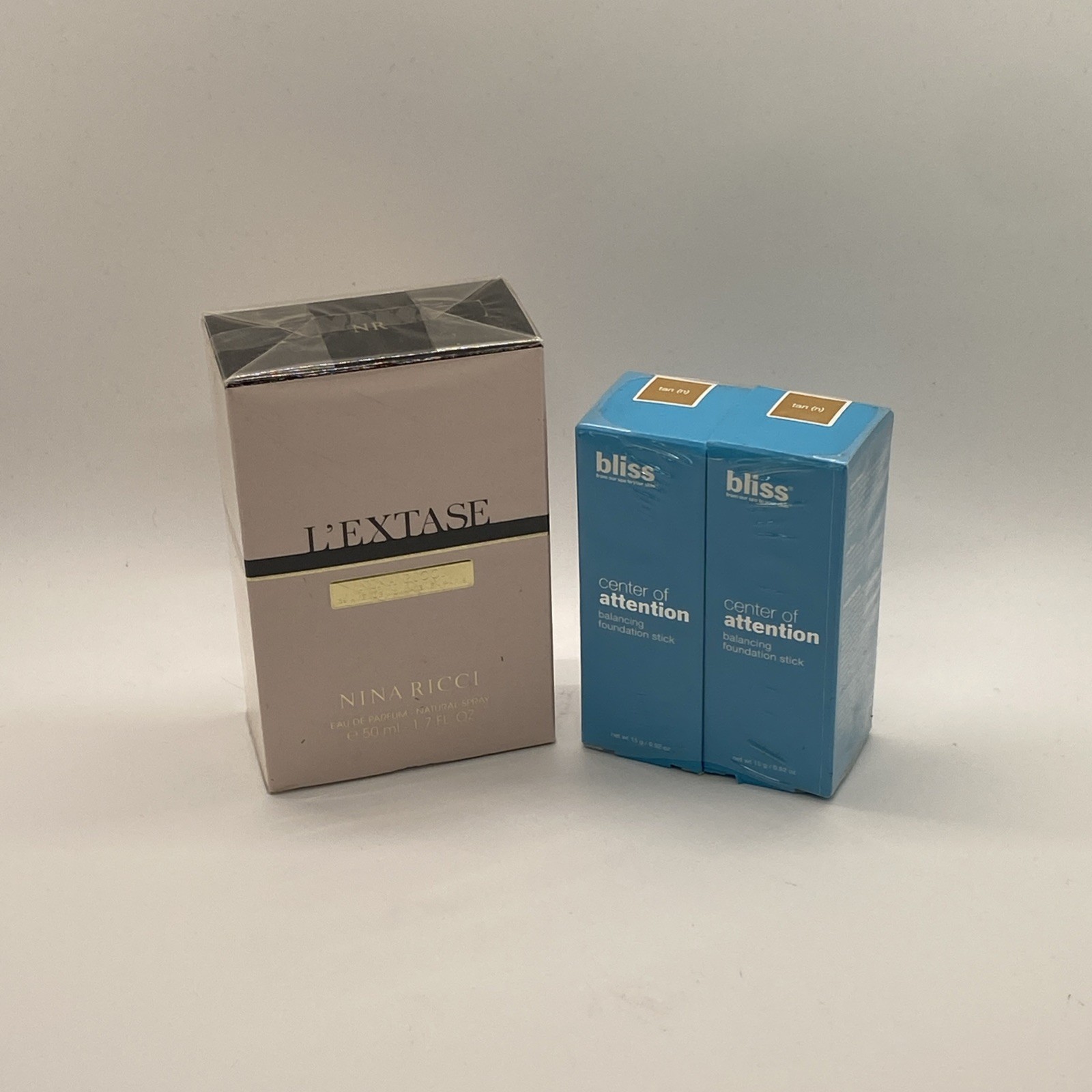 Nina Ricci Nina L`extase 1.7 oz Eau De Parfum 50ml Spray For Women rare sealed**