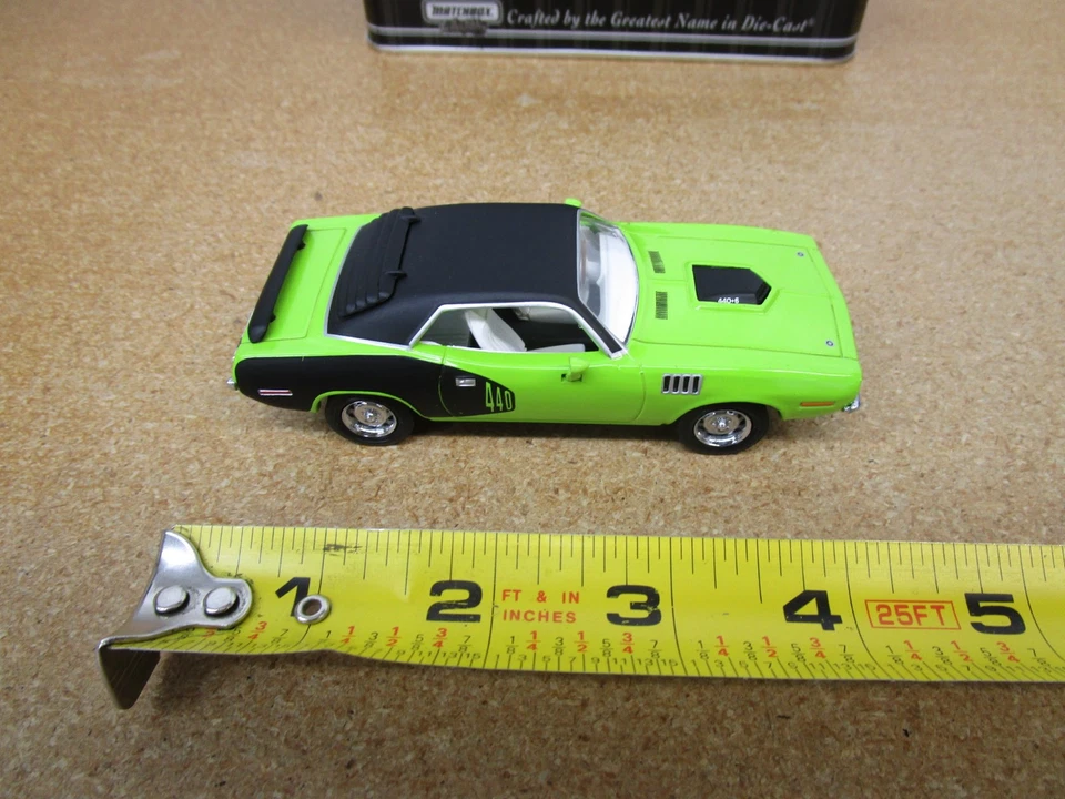 1971 Plymouth Cuda 440 1/43 Matchbox Collectibles diecast green car tin box G - Image 3 of 4