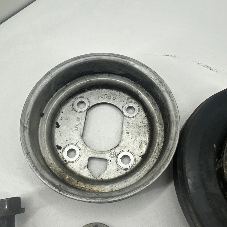 Crankshaft Pulley dampener 11-16 BMW 550i xDrive 4.4 757026402 N63 twin turbo - Image 3 of 4