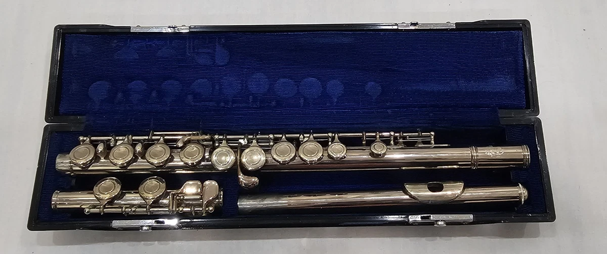 作動未確認 現状販売 ジャンク ヘッドキャップ無 ヘッドコルク無  座金無 反射板無 YAMAHA FLUTE ヤマハ フルート 281SⅡ ESTABLISHED IN 1887 日本製 YFL-281SⅡ ? YFL281SⅡ ? 管楽器 木管楽器(P966nxY④) 作動未確認 現状販売 ジャンク ヘッドキャップ無 ヘッドコルク無 座金