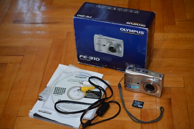 Olympus FE-310 8.0MP 5X Optical Zoom Vintage Digital Camera Silver Memor Сard