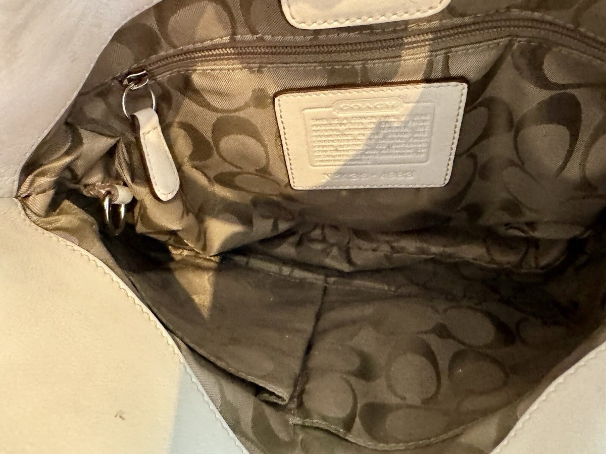 Vintage 2003 COACH Legacy SoHo Hobo #4983 Leather Eggshell