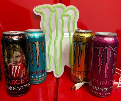 1 x Monster Led Schild   + 4 x Monster Dose Inkl.Pfand