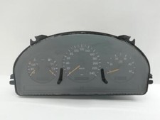 Compteur Mercedes 240