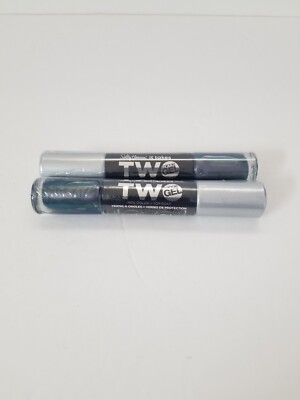2 Sally Hansen It Takes Two Miracle Gel Nail Color + Top Coat - 972 Faerie Green
