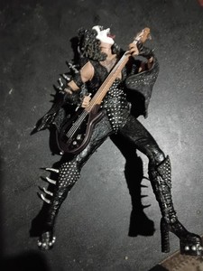 Kiss Alive Gene Simmons Demon MacFarlane Toys Action Figure/Doll.