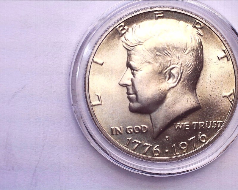 1976 S Kennedy Bicentennial Half Dollar 40% Silver Choice BU, LOW START PRICE!