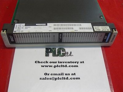 ASB827032 Modicon 24 VDC True High Output Module AS-B827-032