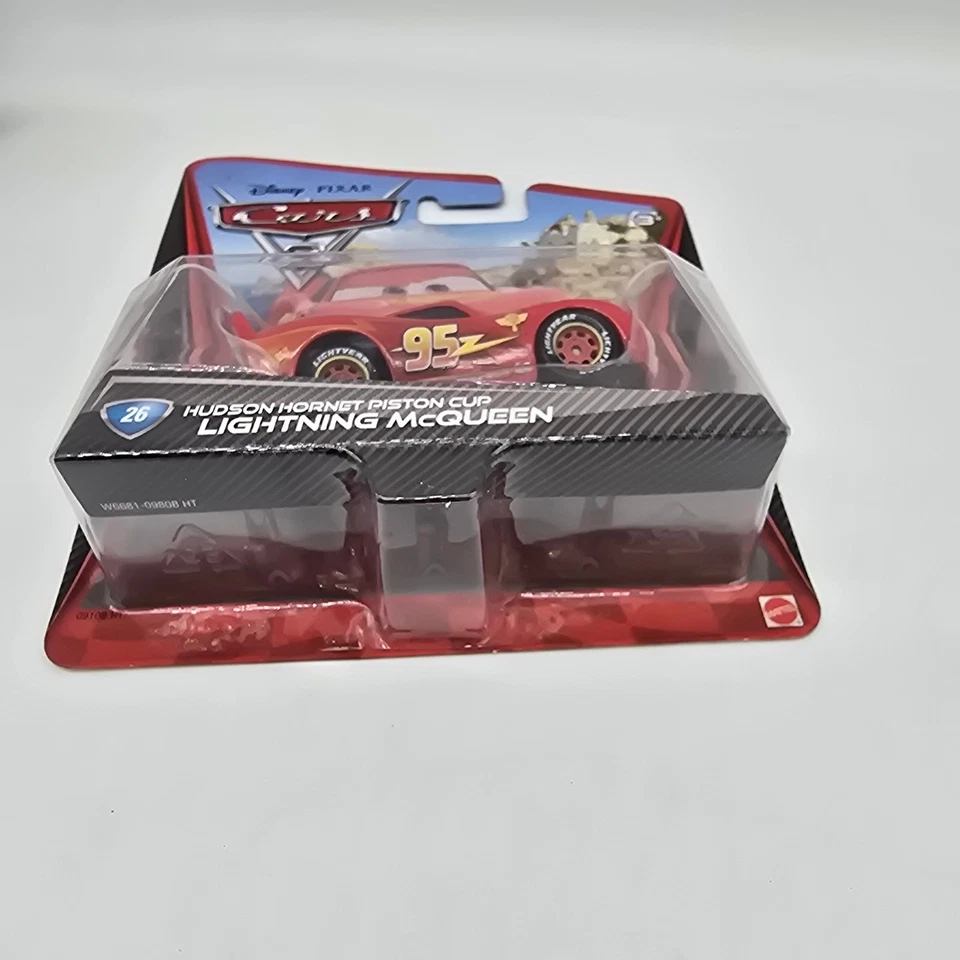 Disney Pixar Cars 2 Hudson Hornet Piston Cup Lightning McQueen #26 HTF NEW - Image 4 of 4