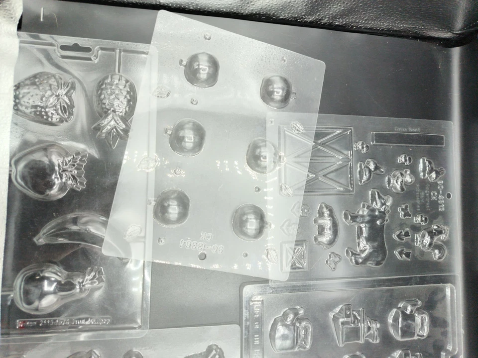 27 CK Chocolate Candy Molds Melting Military Baby Princess Party Shells Flag Foto 4 de 4