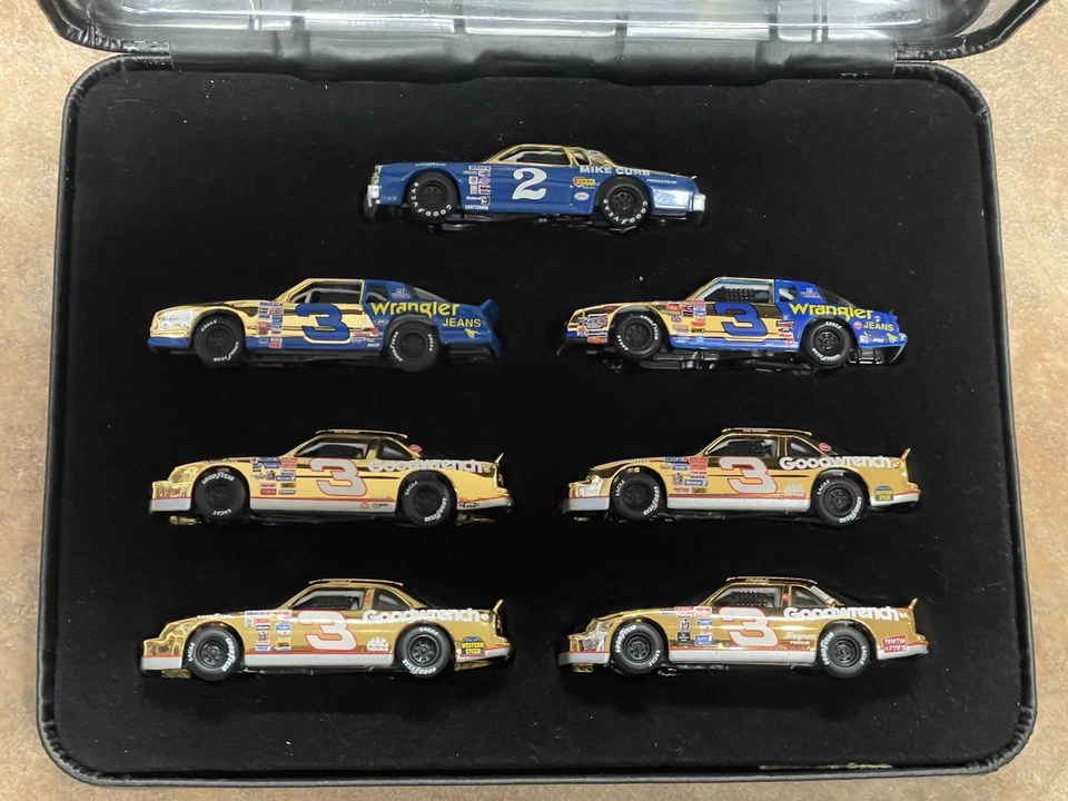 Dale Earnhardt Wrangler Aerocoupe Goodwrench Lumina 7x Champion GOLD CHROME 1/64 - Image 2 of 4