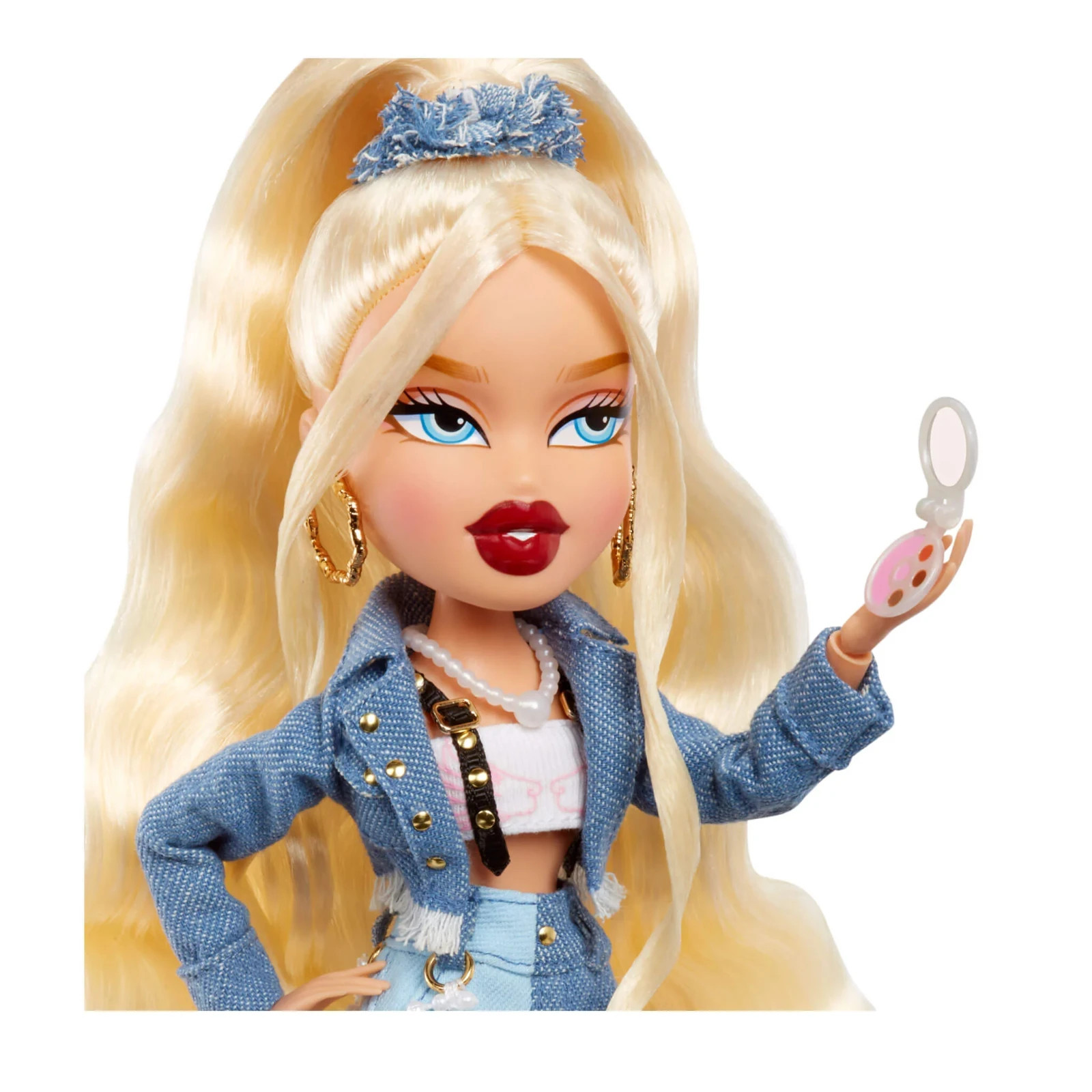 BRATZ ALWAYZ CLOE FASHION DOLL w/ ACCESSORIES BRAND NEW 6+ (2023)