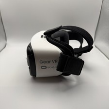 Samsung Gear VR Powered by Oculus