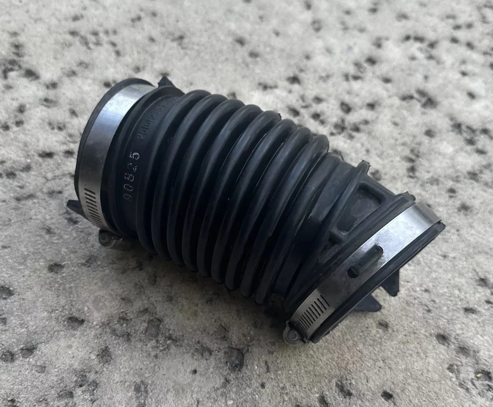 Chevrolet Malibu 2008-2010 2,4 L filtro de aire salida conducto tubo tubo 25842351 fabricante de equipos originales Foto 4 de 4