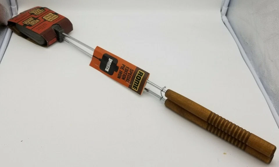 Rome Cookware Duluth Trading CO The Original Solid Cast Iron SQUARE CAST IRON - Image 2 of 3