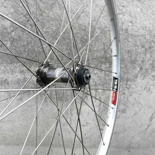 Vintage Araya Front Wheel TM18 Shimano STX MC32 26 in Mtb Rim Mountain