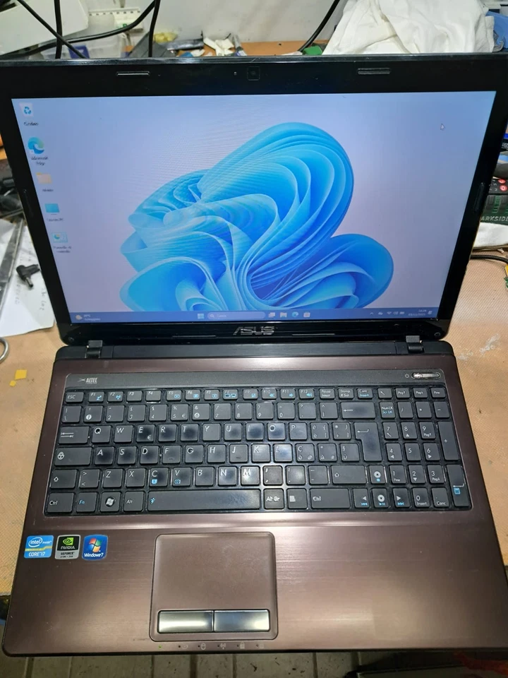 NOTEBOOK ASUS X53S ,15,6 " INTEL CORE i7 2670QM 2,20 GHz - Immagine 2 di 4