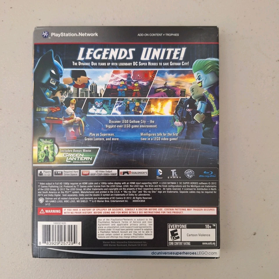 LEGO Batman 2: DC Super Heroes PS3 w/ Green Lantern Blue Ray CIB New, open box - Image 3 of 4