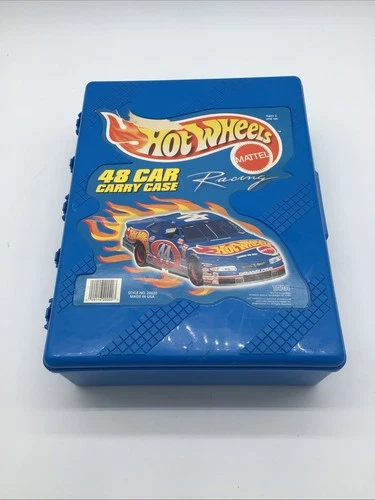 Lot Of 38 Vintage Matchbox/ Hot Wheels Die-Cast 60s-80s W/ Carrying Case
