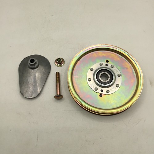 New OEM Exmark Idler 1267658 Bolt & Nut 1096658 323144 Pulley Spacer