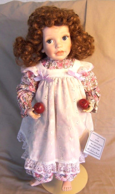 Elke Hutchens Porcelain Doll Megan Danbury Mint 1992 Summer in the Country 4th