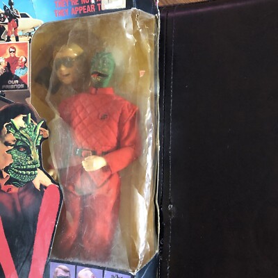 V 1984 Enemy Visitor action figure Ljn. Rare W In Original