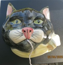 Vtg Philip Laureston/Tony Raymond pottery England cat and string.