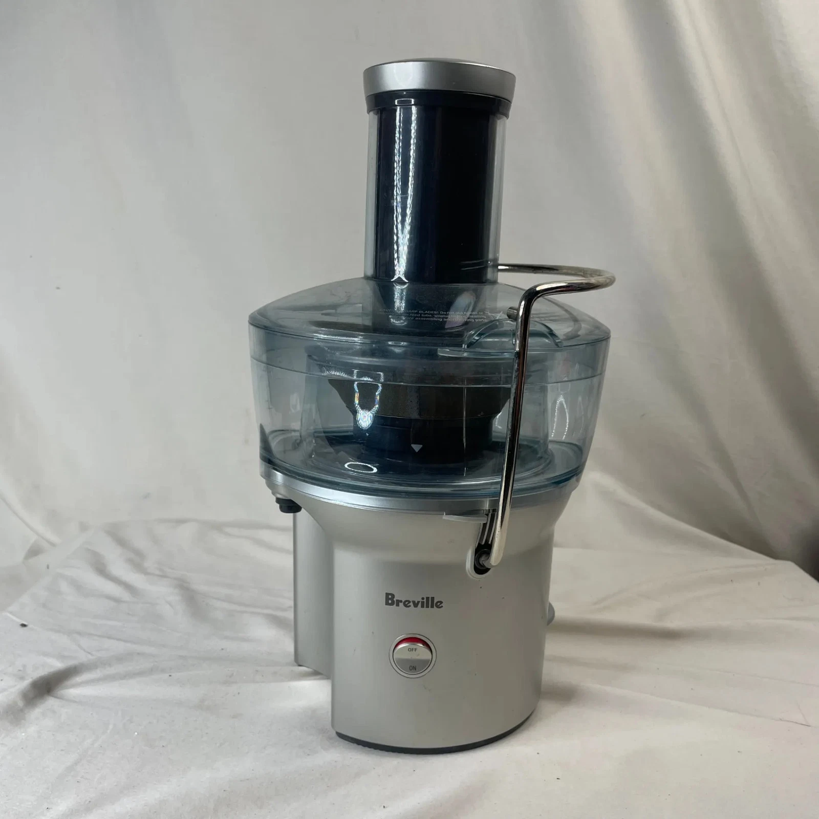 Breville Juice Fountain Compact Juicer-Model BJE200XL-WR