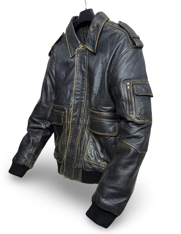 Chaqueta de bombardero vintage de cuero napa Alpha Industries talla 56 Foto 2 de 4