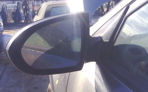 10-13 2014 15 16 Kia Sportage Driver LH Side View Mirror in E6S Mineral Silver