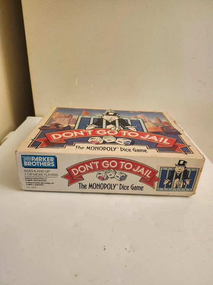 The Monopoly DON'T GO TO JAIL DICE GAME - 1991 - PREOWNED - COMPLETE - Image 3 of 4