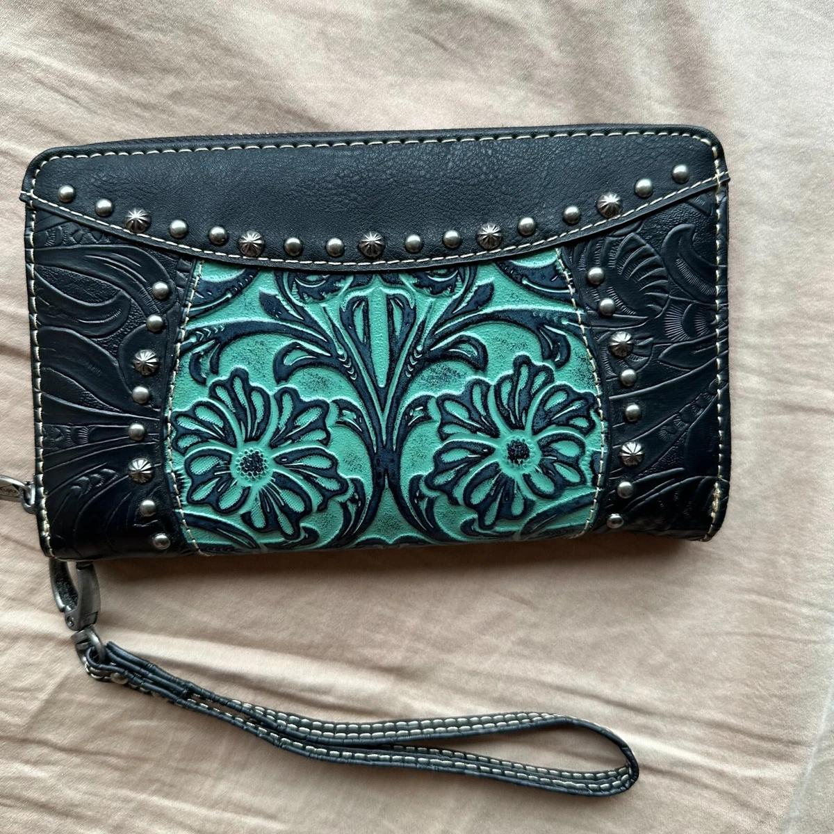 NWOT TRINITY RANCH Floral Tooled Western Wallet eBay
