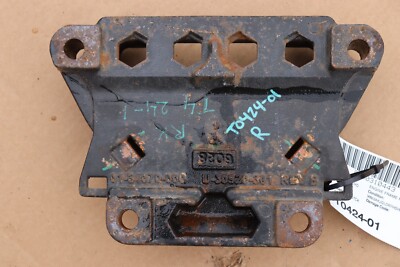 2008-2017 FREIGHTLINER CASCADIA 125 14.8L REAR RIGHT ENGINE FRAME MOUNT OEM
